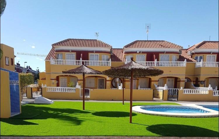 Macerana 1, Torreta Iii, Hébergement de vacances *